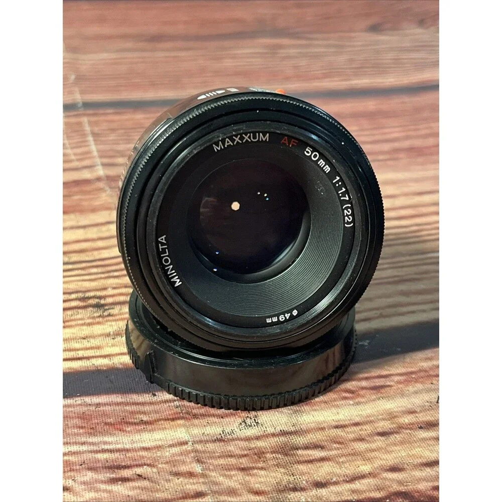 Minolta AF 50mm 1:1.7 Lens Maxxum 35mm SLR Film Lens W/ Caps - TESTED